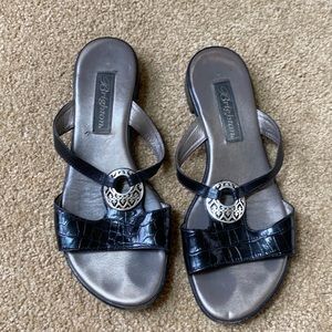 Brighton summer sandal size 6.5M